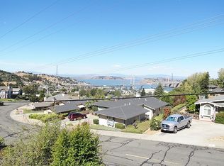100 Rolph Park Dr, Crockett, CA 94525