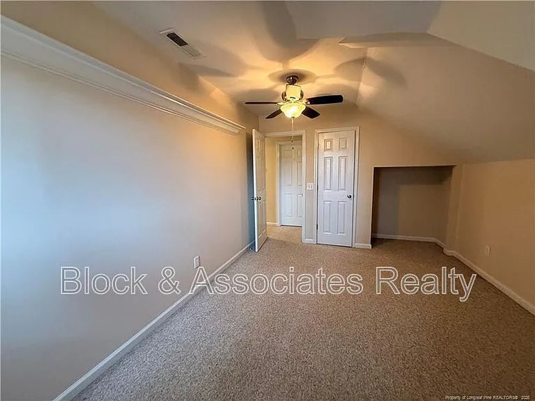 1165 Greenbriar Dr — Photo 22