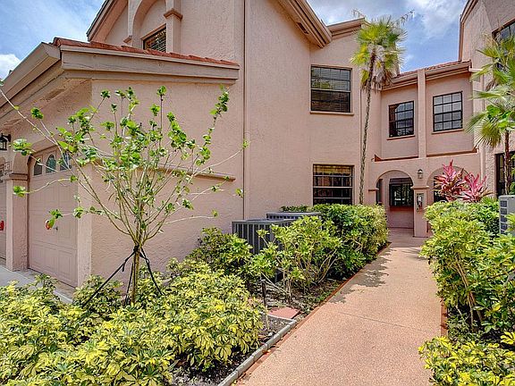 3rd image of 5290 Europa Dr APT C