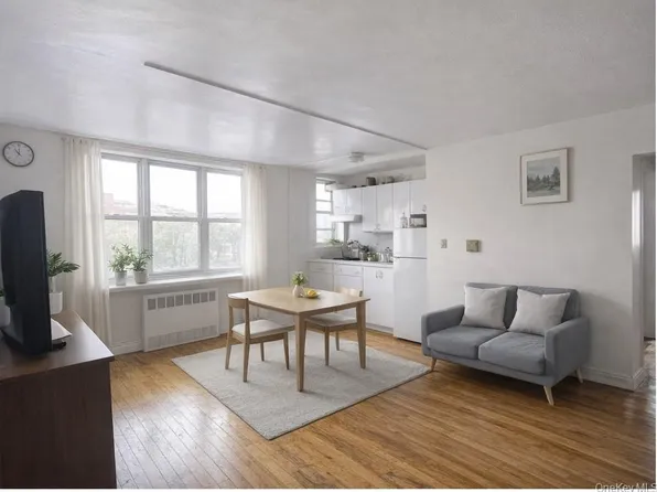 14444 41st Avenue #6, Flushing, NY 11355