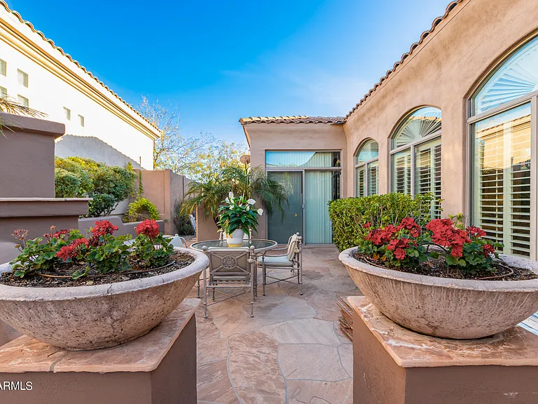 10602 E Blanche Dr — Photo 30