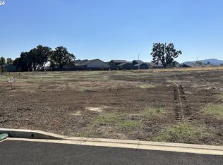 1508 NW Adelaide St #33, McMinnville, OR