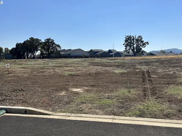 1508 NW Adelaide St #33, McMinnville, OR 97128