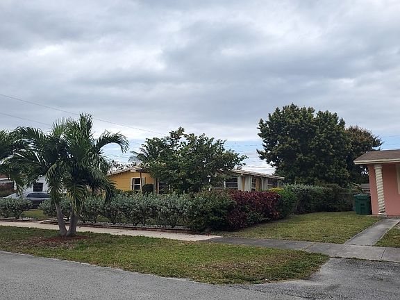 2nd image of 1271 NW 175th Ter