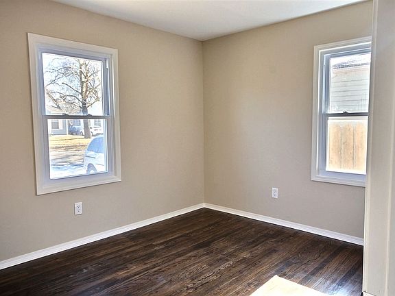 5th image of 1239 N Dellrose St