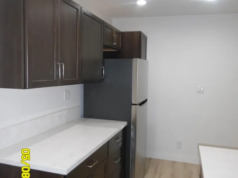 6574 Fountain Ave #12 — Photo 5