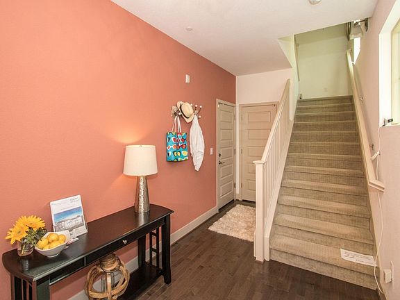2nd image of 2823 Olivares Ln