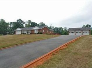 532 Talltree Rd, Wirtz, VA 24184