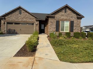2126 La Vona Ave, Clovis, CA 93619