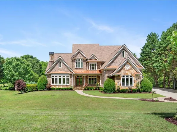15884 Meadow King Ct, Milton, GA 30004