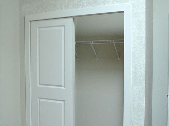 5th image of 3954 W Pine Blvd #205
