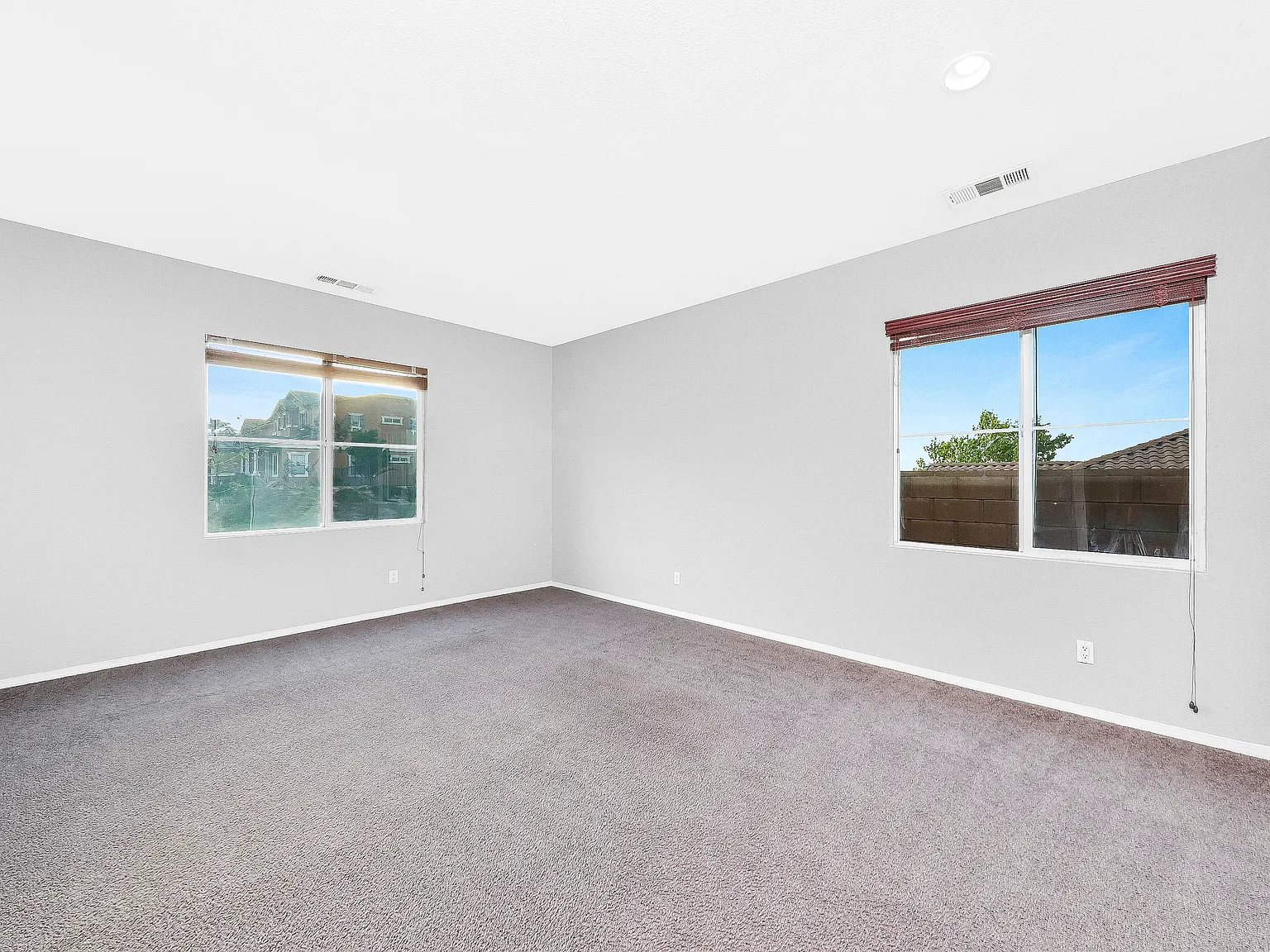 38572 Persian Way — Photo 4
