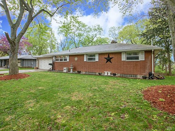 4th image of 2812 Lindale Ave