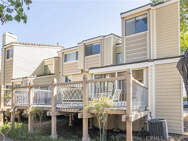 1234 S Westlake Blvd — Photo 24