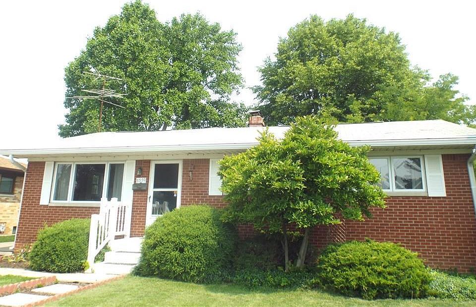 1st image of 5550 Maplewood Dr
