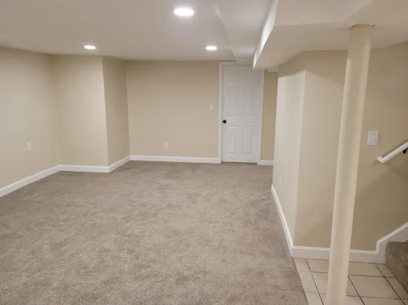 614 Emmet St #2, Ypsilanti, MI 48197