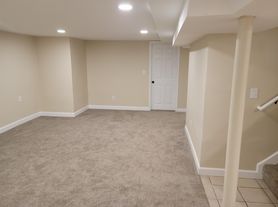 614 Emmet St, Ypsilanti, MI
