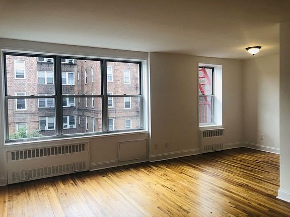 2nd image of 11146 76th Dr APT 6A