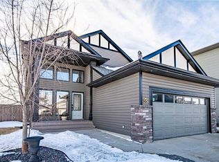 35 E Bowman Cir, Sylvan Lake, AB T4S 0H9