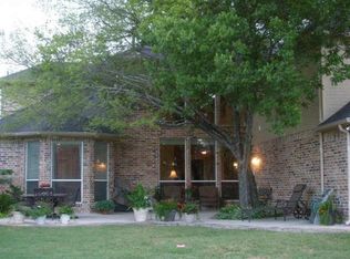 1204 Frenchmans Dr, Desoto, TX 75115