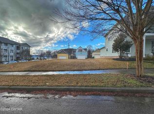 155 Union Ave, Jackson, TN 38301