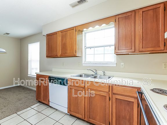 5th image of 3707 Pimlico Dr