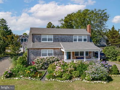 6 W 11th St, Barnegat Light, NJ, 08006