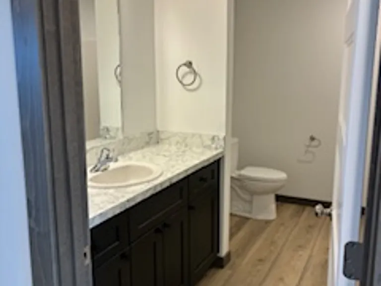 1200 Abigail Ln — Photo 15