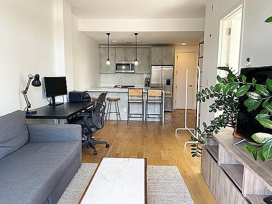 3rd image of 21-10 44th Dr APT 4C