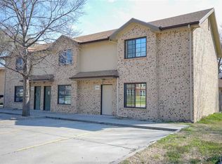 236 W 9th St, Junction City, KS 66441