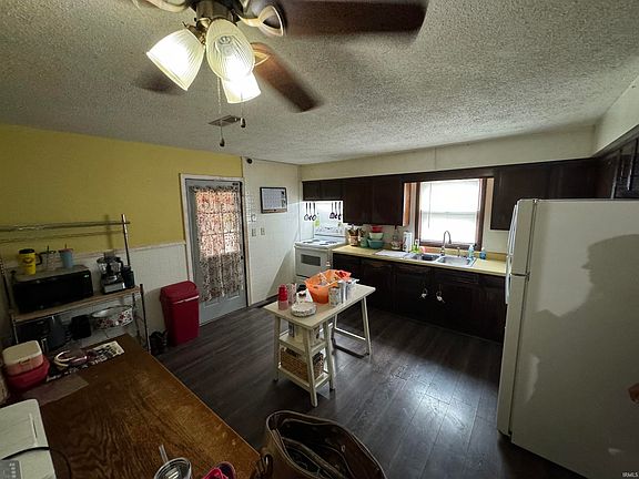 4th image of 357 N Chauncey St