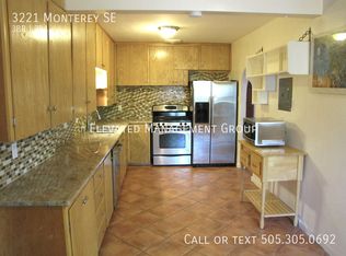 3221 Monterey Ave SE, Albuquerque, NM 87106