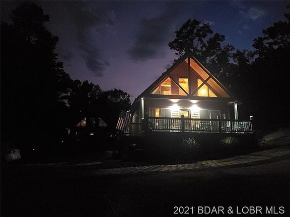 3rd image of 1728 & 1730 Yacht Club Dr