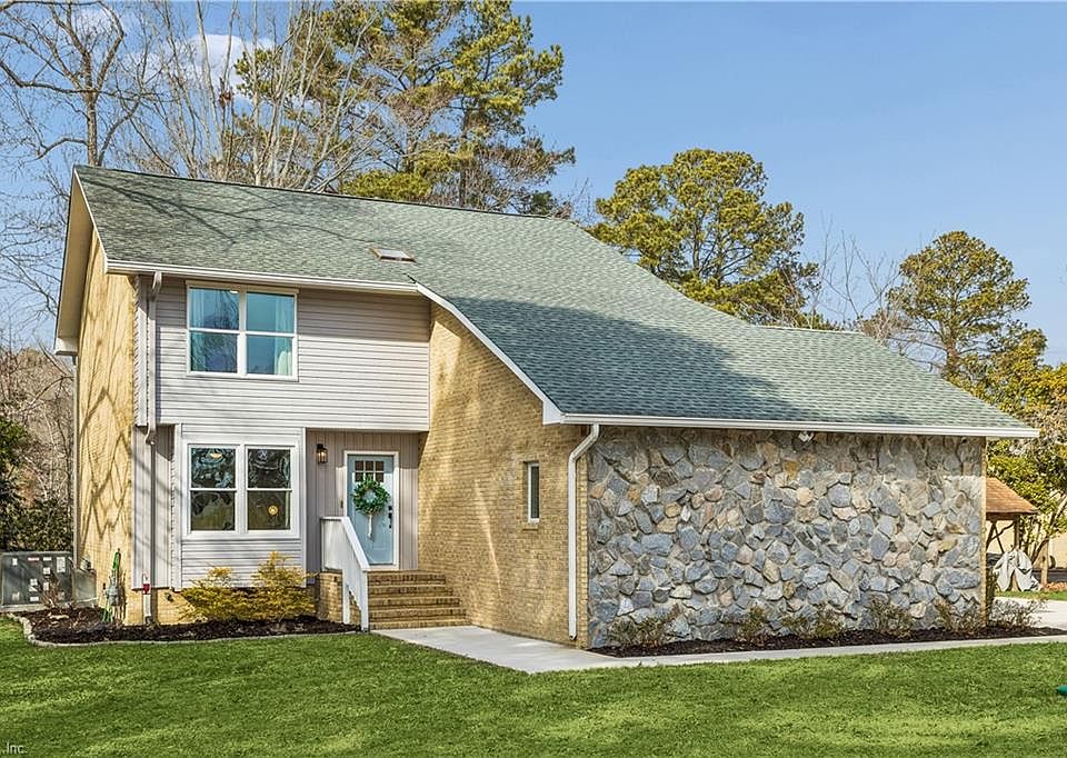 1st image of 4043 Sadler Dr
