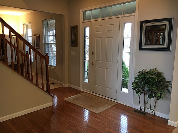 3rd image of 789 Doeridge Dr