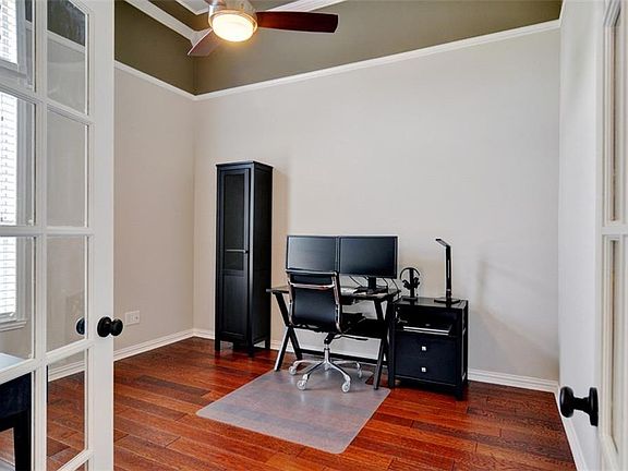 5th image of 5713 Kelly Ct