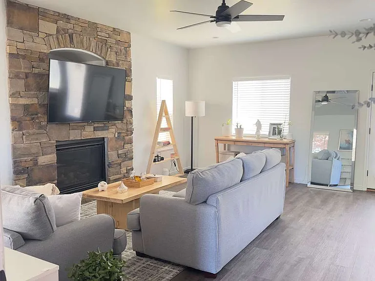 4792 Wilson Way — Photo 3