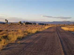 9813 N Whipple Dr, Kingman, AZ 86401