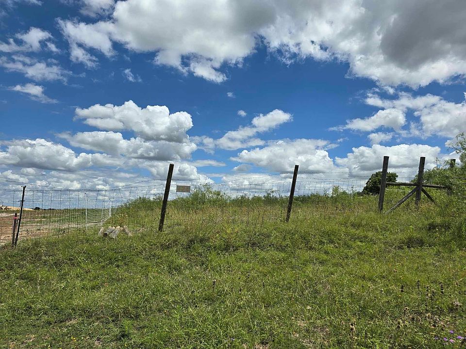 2nd image of 414 3g Ranch Rd