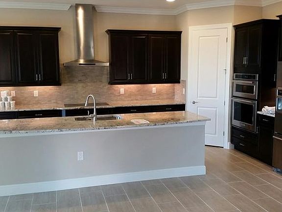 3rd image of 10844 Ironbridge Dr