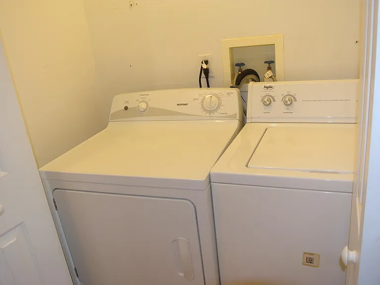 69 Summit Ave #2 — Photo 15