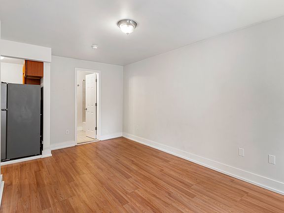 4th image of 797 Lexington Ave APT 5F