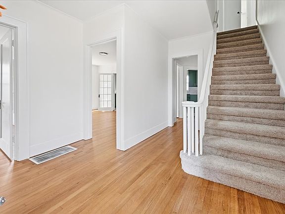 3rd image of 2402 Boston St