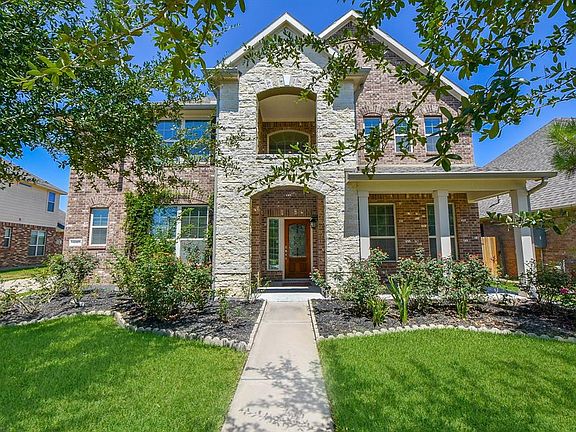 3rd image of 8307 Dakota Hill Ct