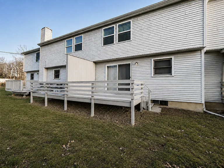 Linwood — Photo 13