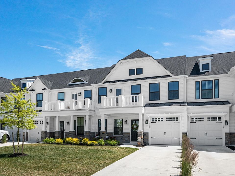 1st image of 303 Southgate Rd #303