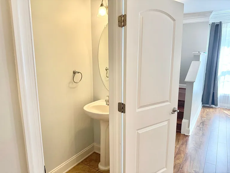 2304 Margraf Cir — Photo 12