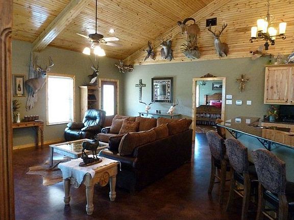 3rd image of 13767 N State Hwy 80