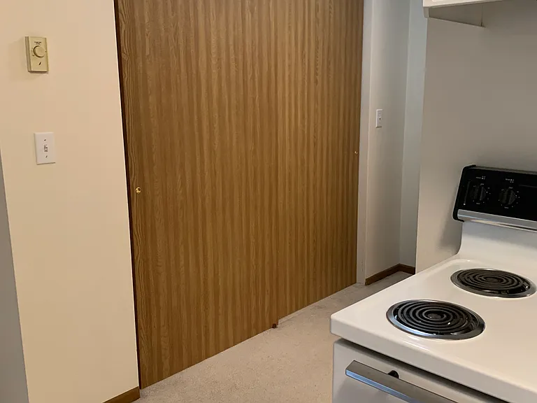 Sunwest I Apartments — Photo 9