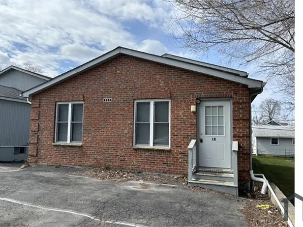 928 N Cedar Lake Rd APT 1E, Round Lake, IL 60073